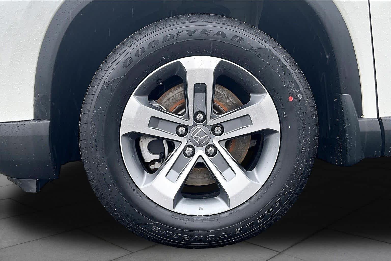 2024 Honda Pilot EX-L - Photo 10