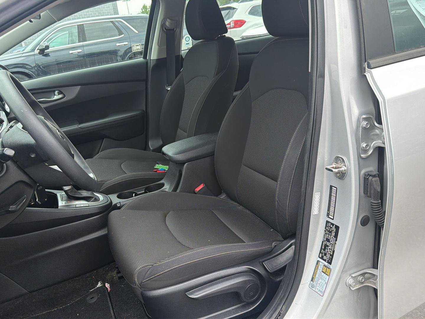 Used 2020 Silky Silver Kia  image 15