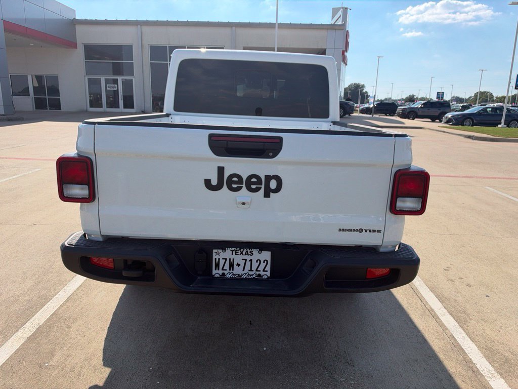 Used 2025 White Jeep High Tide image 5