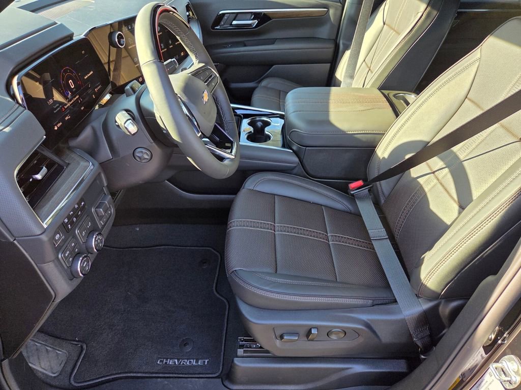 2026 Chevrolet Suburban High Country - Photo 6