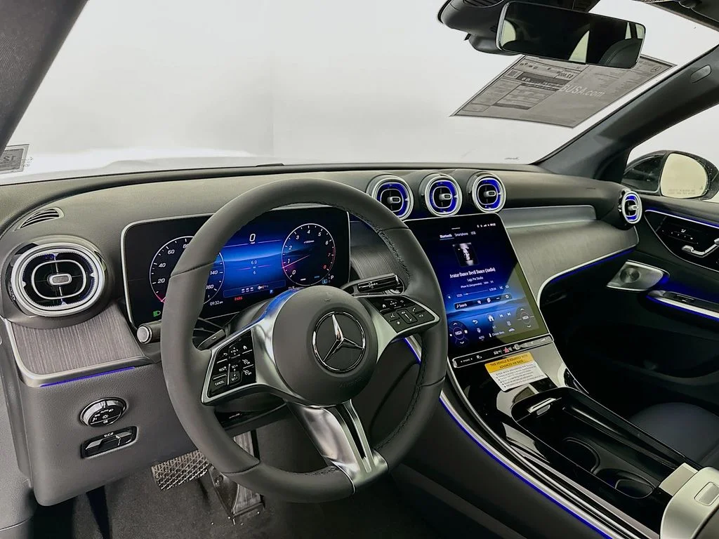 Used 2026 Black Mercedes-Benz GLC 300 image 8