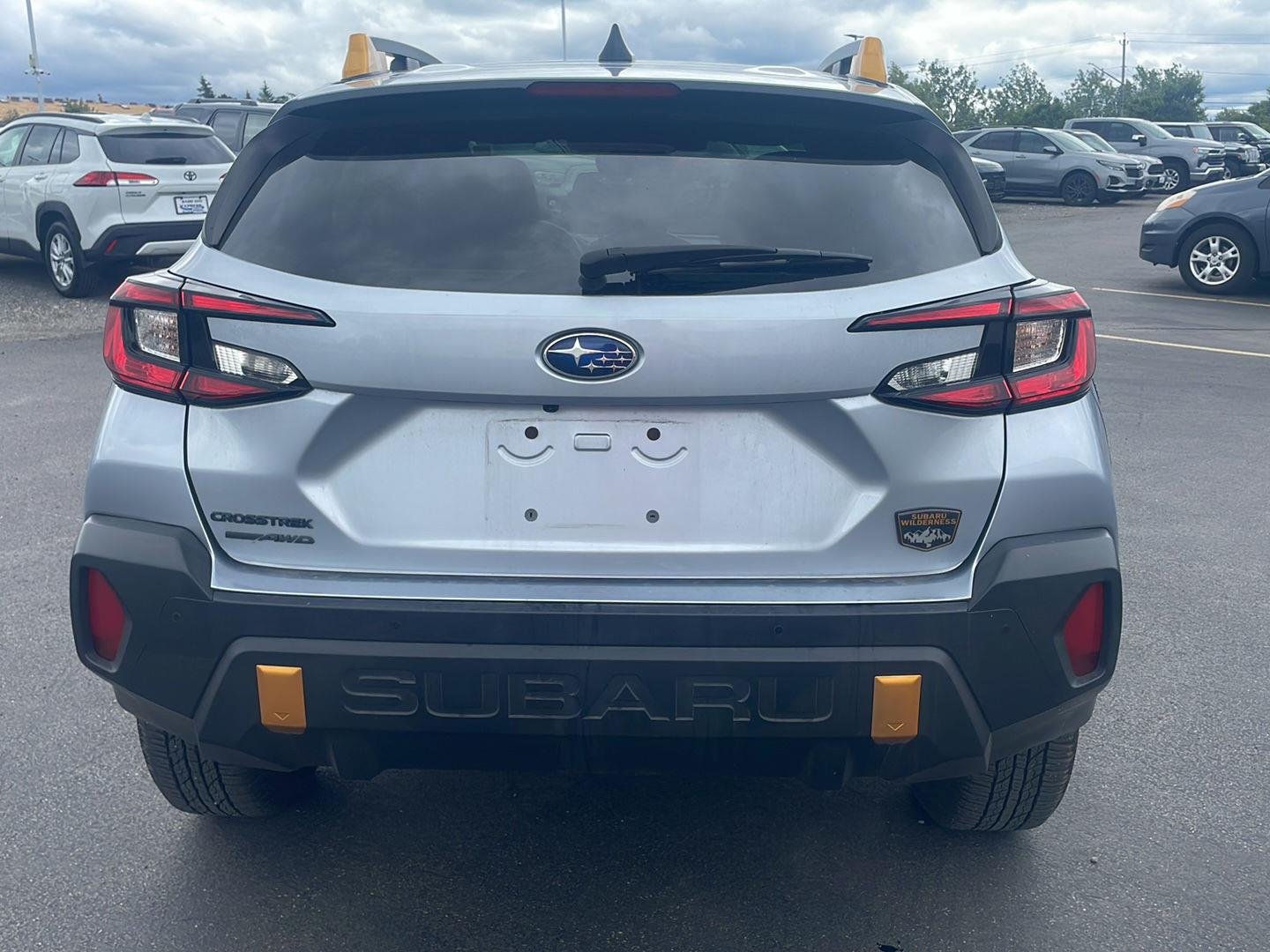 Used 2024 Ice Silver Metallic Subaru Wilderness image 10