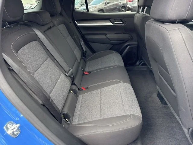 Used 2026  GMC Elevation image 19