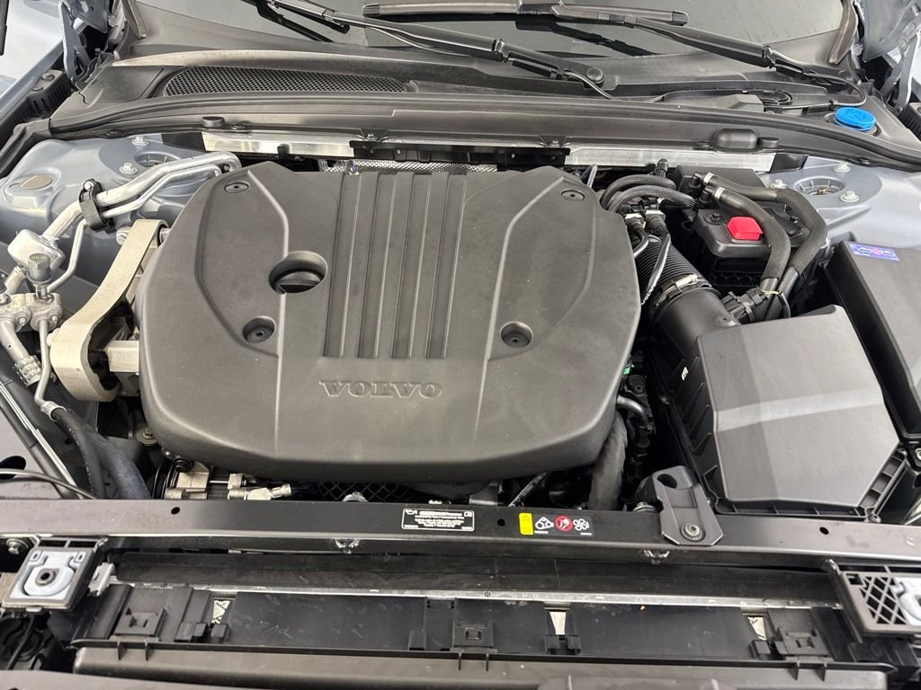 Used 2023 Gray Volvo Ultimate image 22