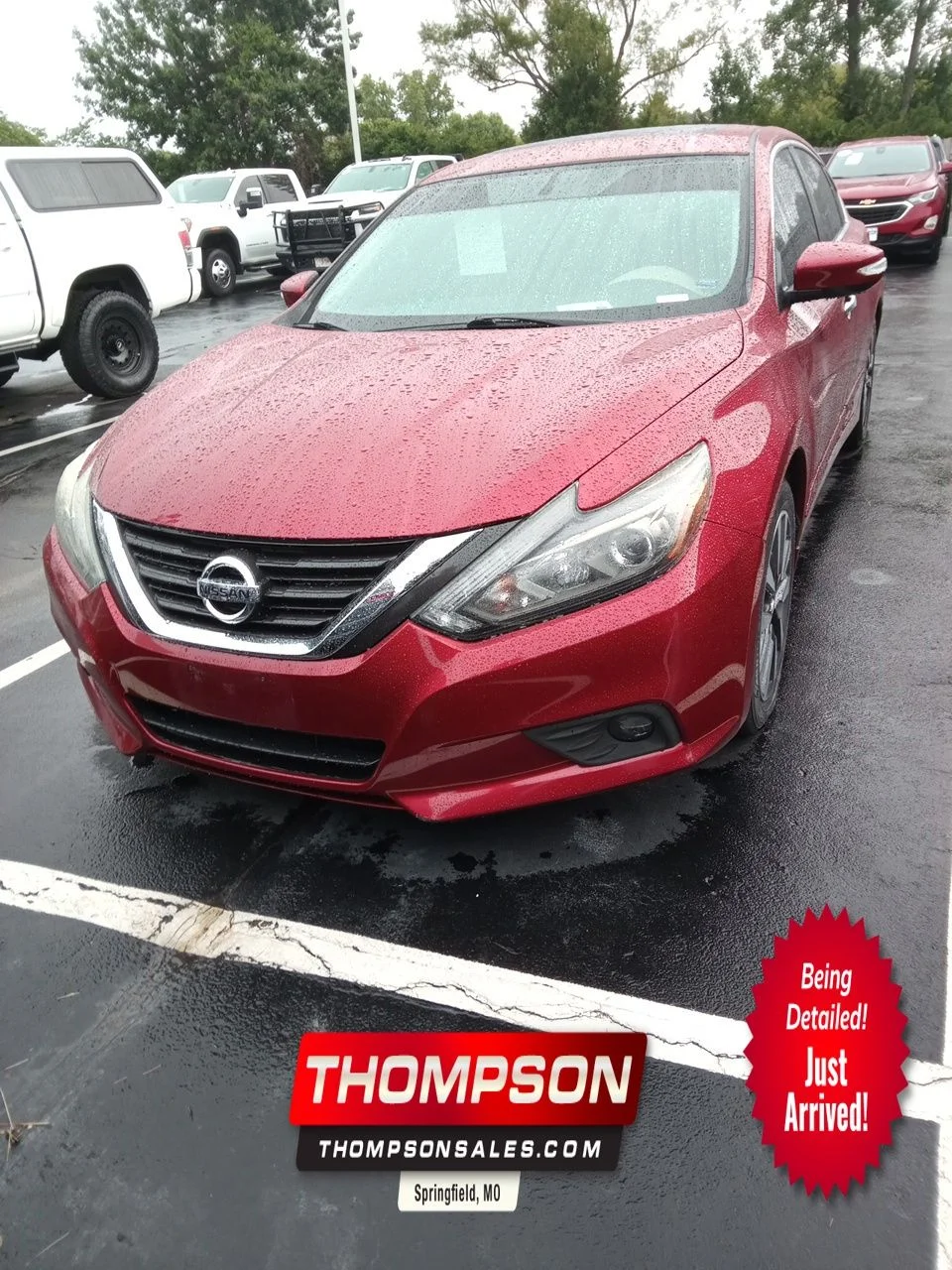 Used 2017 Red Nissan 2.5 SL image 1