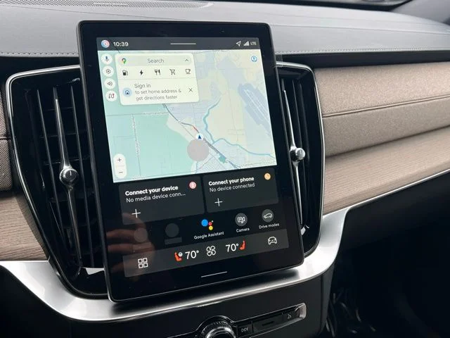 2026 Volvo XC90 Plus - Photo 12