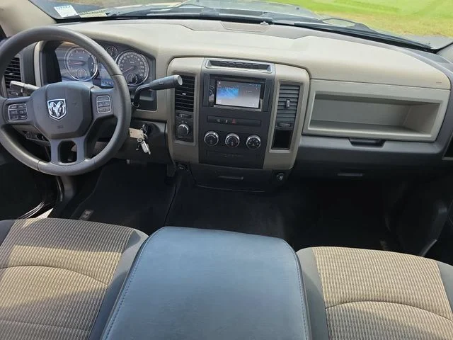 Used 2012 Gray Ram Express image 10