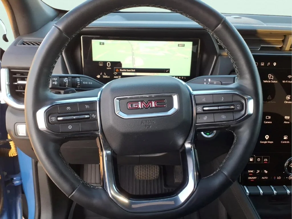 Used 2025 Blue GMC Elevation image 23