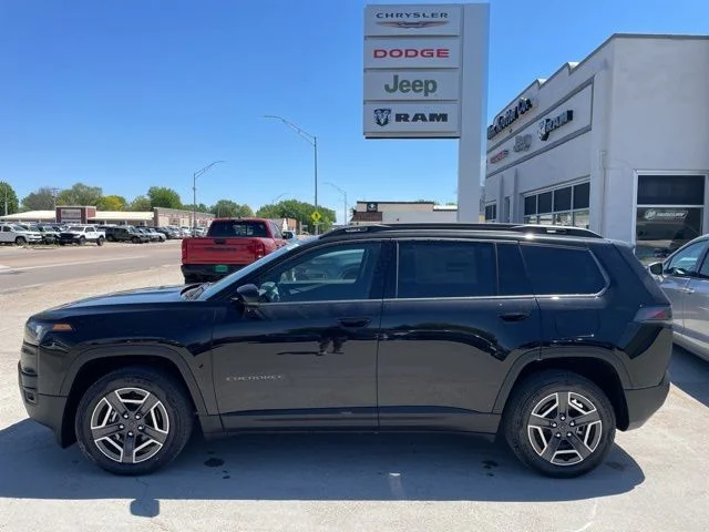 2026 Jeep Cherokee Limited HEV 4X4's photo