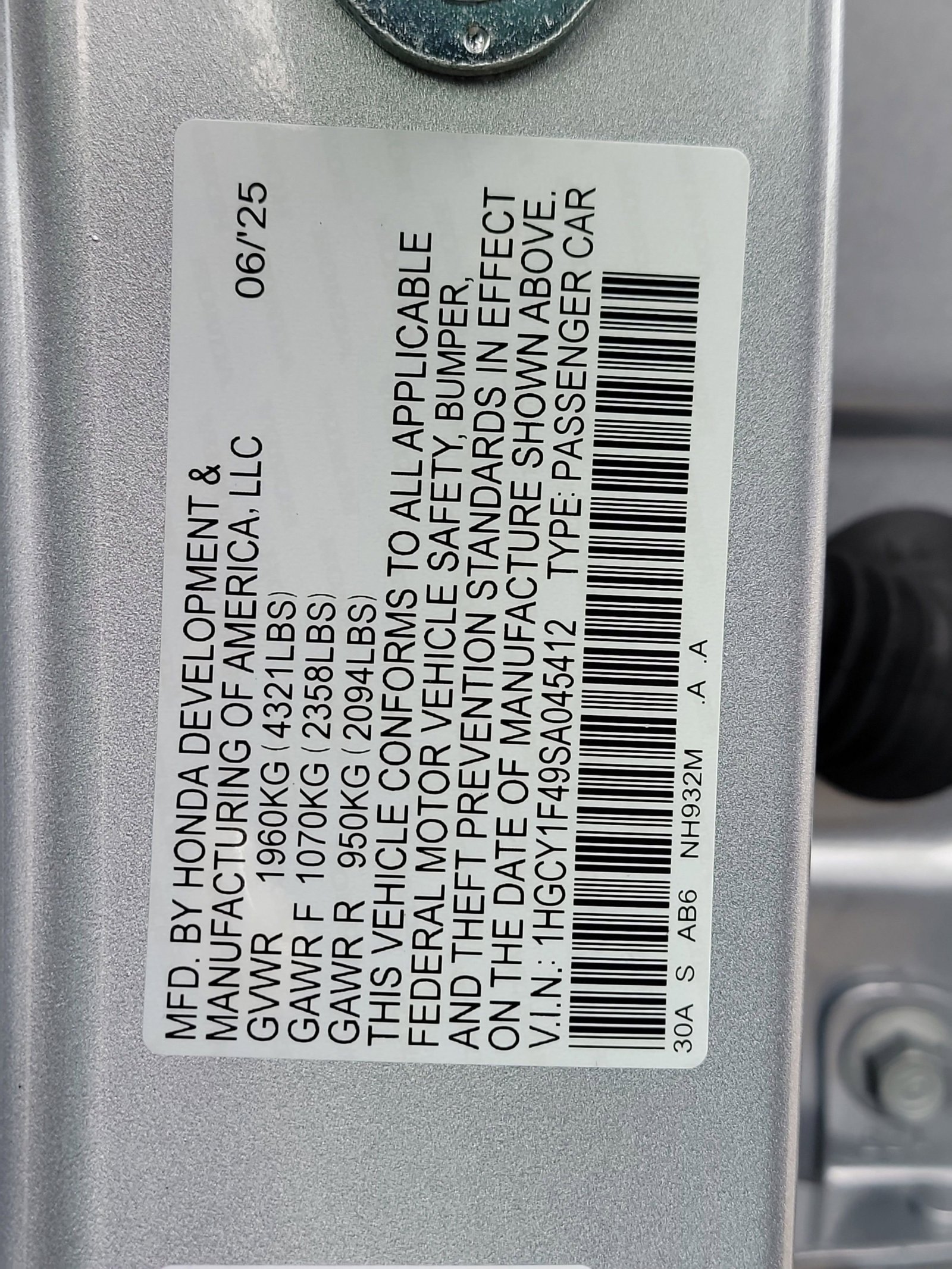 Used 2025 Silver Honda SE image 32