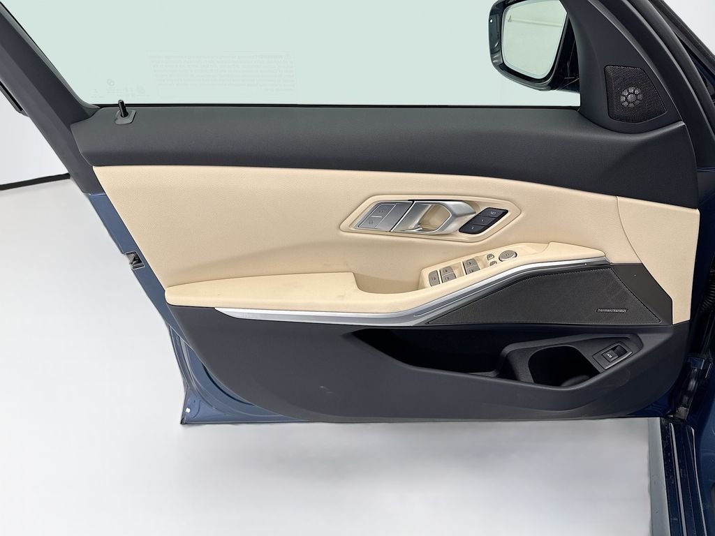 New 2026 Blue Metallic BMW 330i xDrive image 23