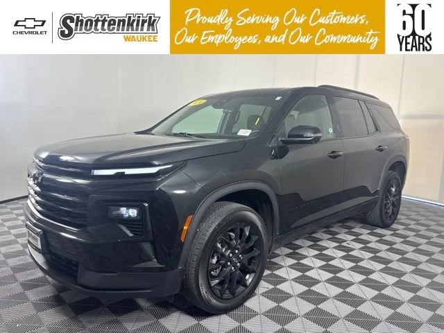 2024 Chevrolet Traverse LT
