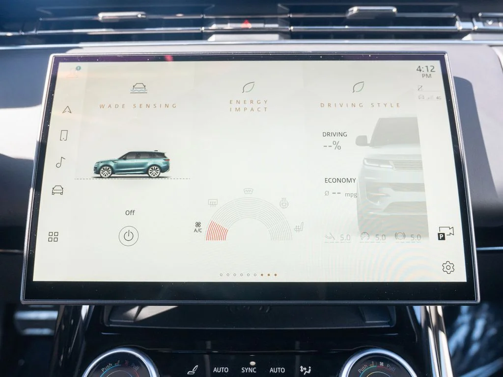 Certified Used 2023 Gray Land Rover SE Dynamic image 24