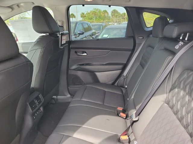 New 2026 Everest White Pearl TriCoat Nissan Platinum image 23