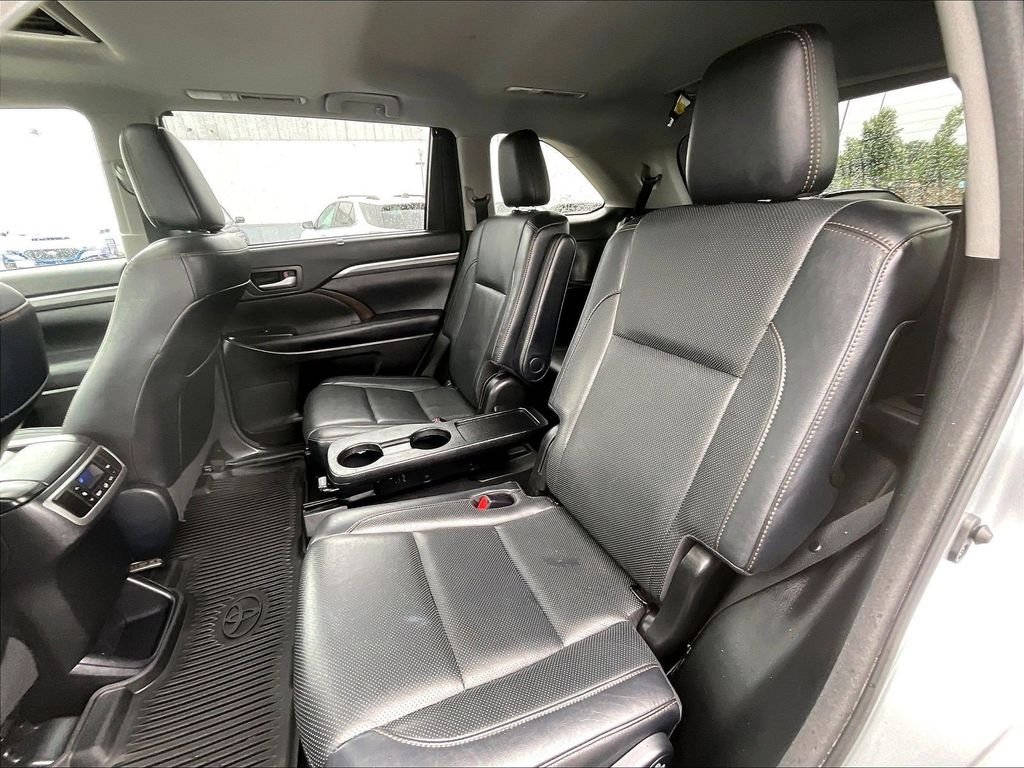 Used 2018 Silver Toyota Limited image 15