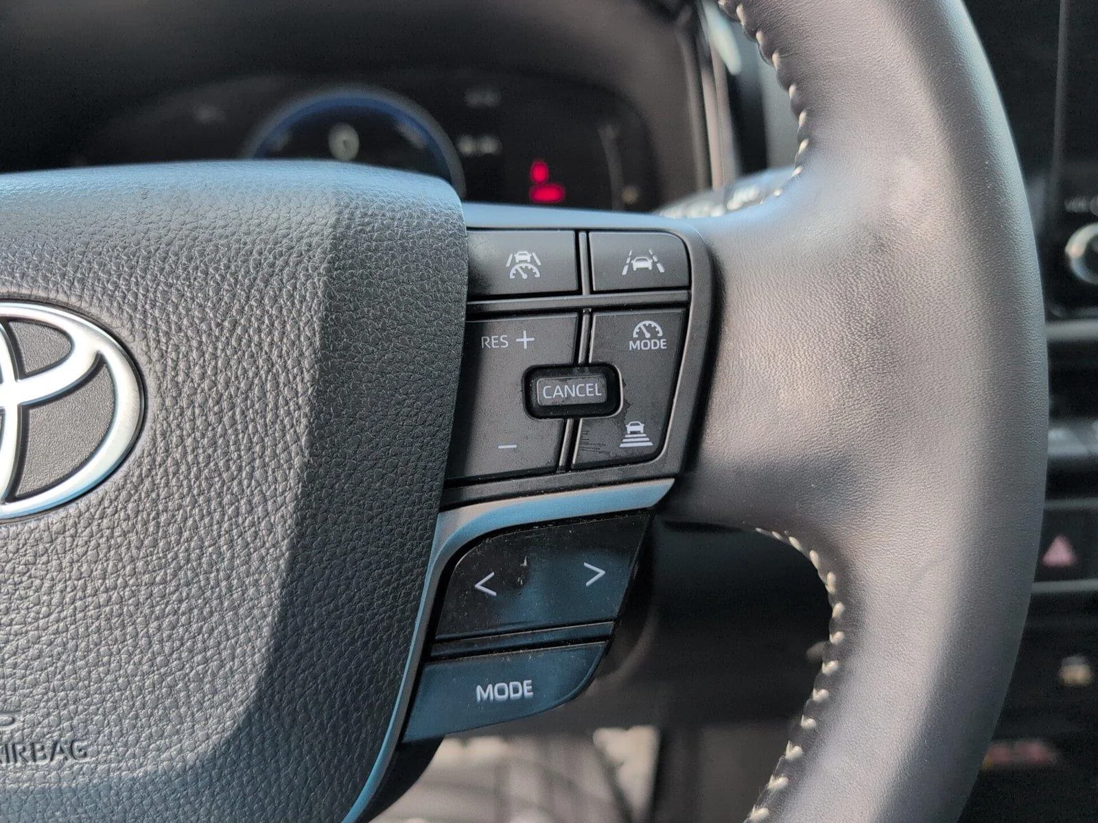 Used 2025 Underground Toyota SE image 25
