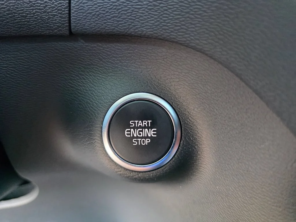 Used 2026  Volvo Plus image 21