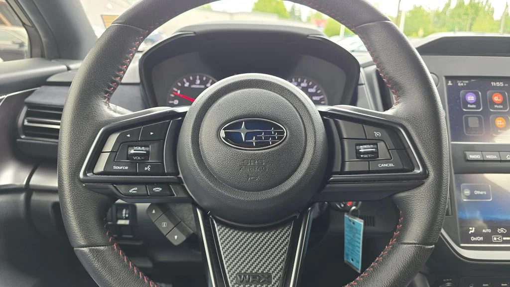 Used 2023 Crystal Black Silica Subaru Base image 24