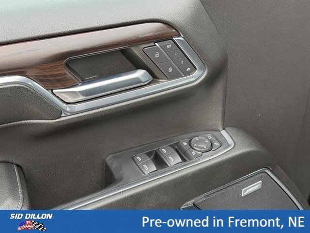 Used 2024 Onyx Black GMC SLT image 14