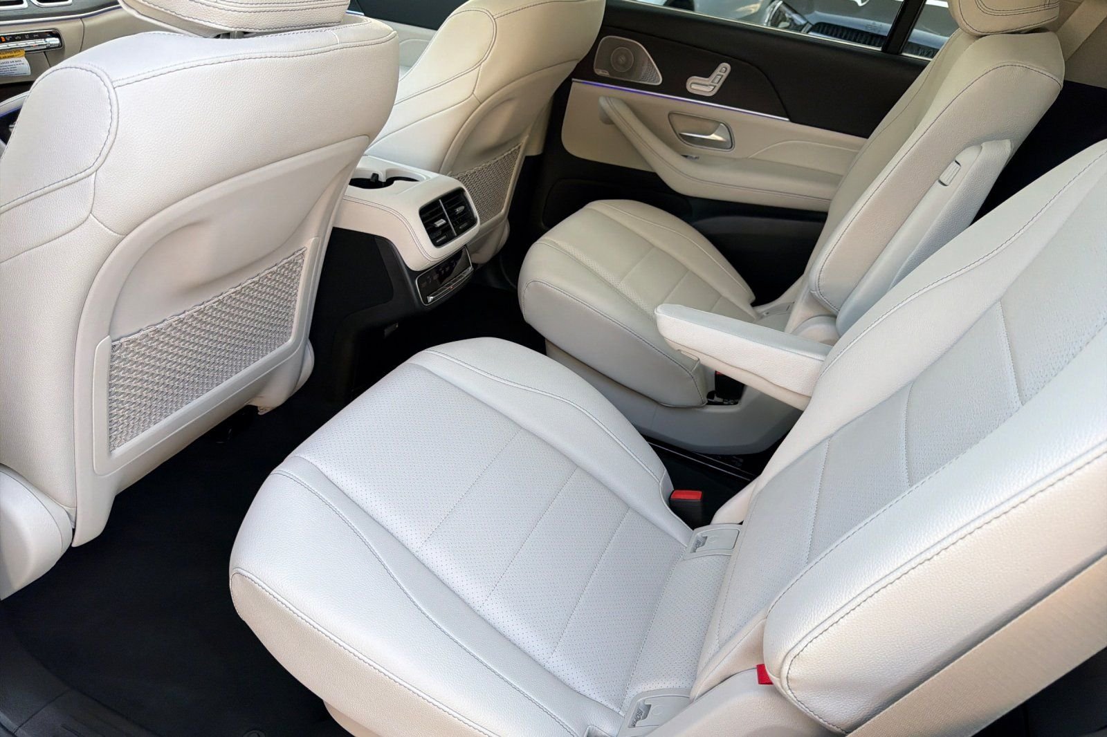 New 2026 Twilight Blue Metallic Mercedes-Benz GLS 450 image 12