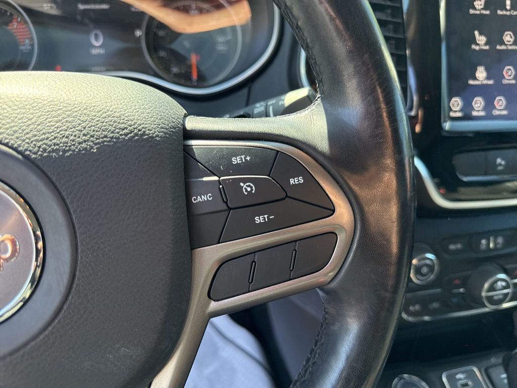 Used 2020 White Jeep Limited image 28