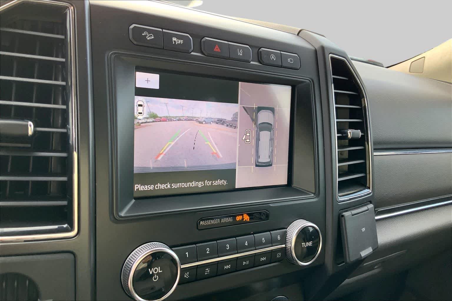 Used 2020 Magnetic Metallic Ford Limited image 28