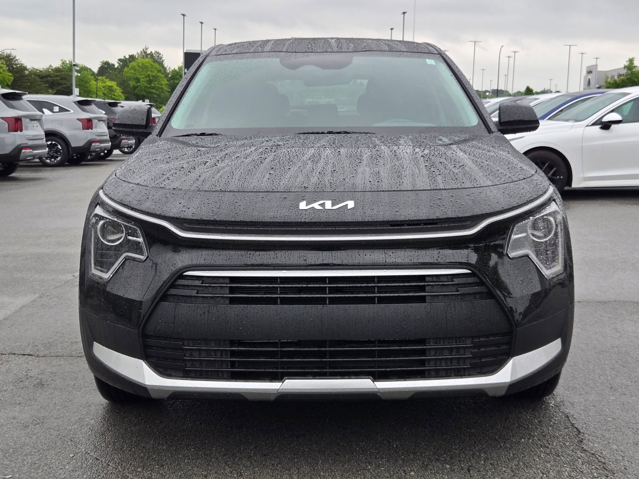 New 2026 Aurora Black Pearl Kia LX image 2