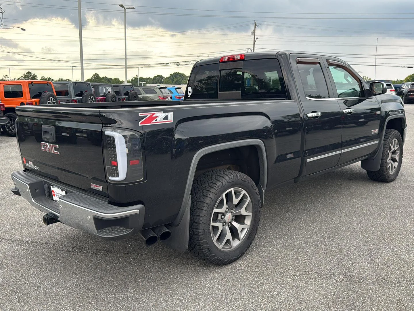 Used 2015 Onyx Black GMC SLT image 10