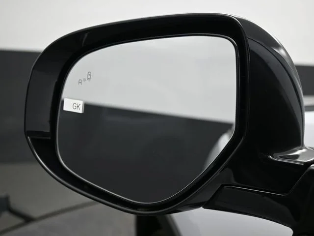New 2026 White Mitsubishi 2.0 SE image 4