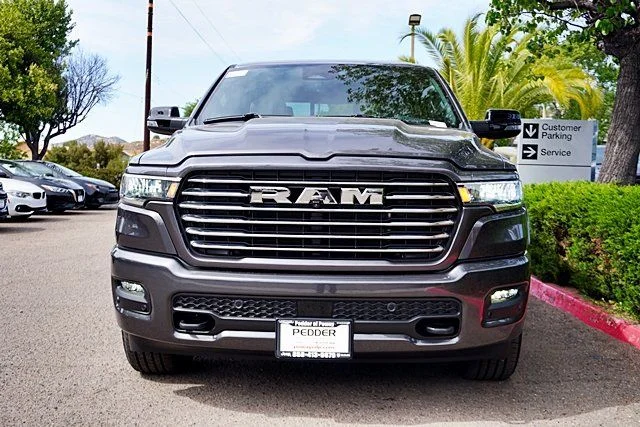 New 2026 Granite Crystal Metallic Clear-Coat Exterior Paint RAM Laramie image 5