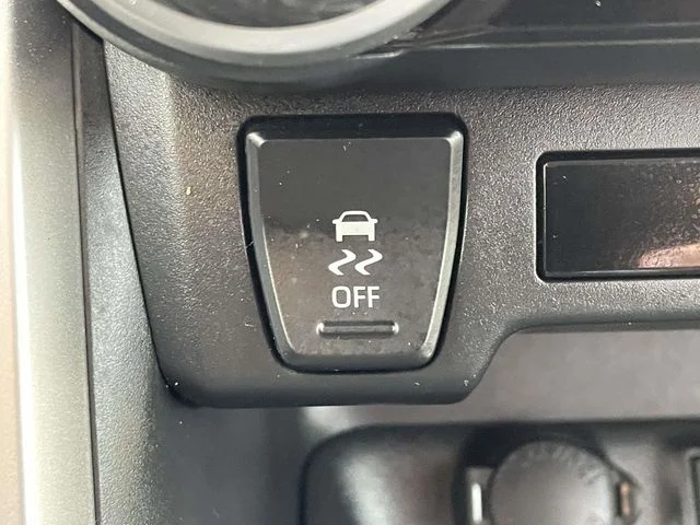 Certified Used 2025 Ice Toyota XLE image 28