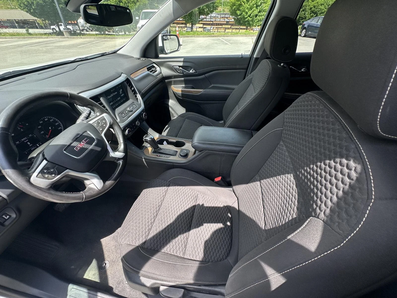 Used 2019 Summit White GMC SLE image 10