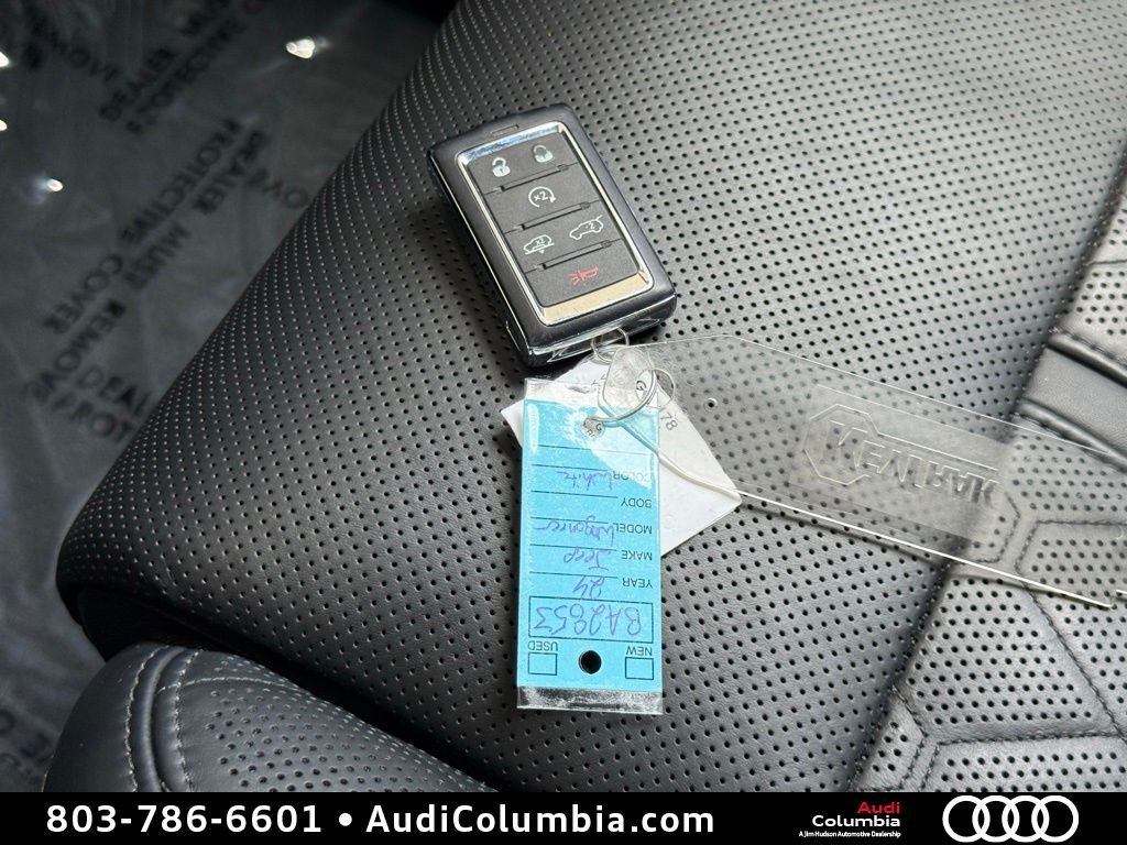 Used 2024 White Jeep Series III image 39