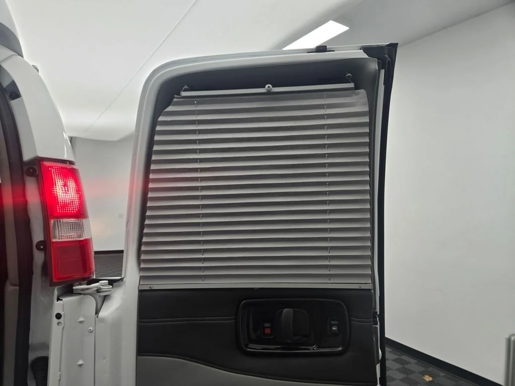 Used 2020 Summit White Chevrolet Explorer Limited SE image 9