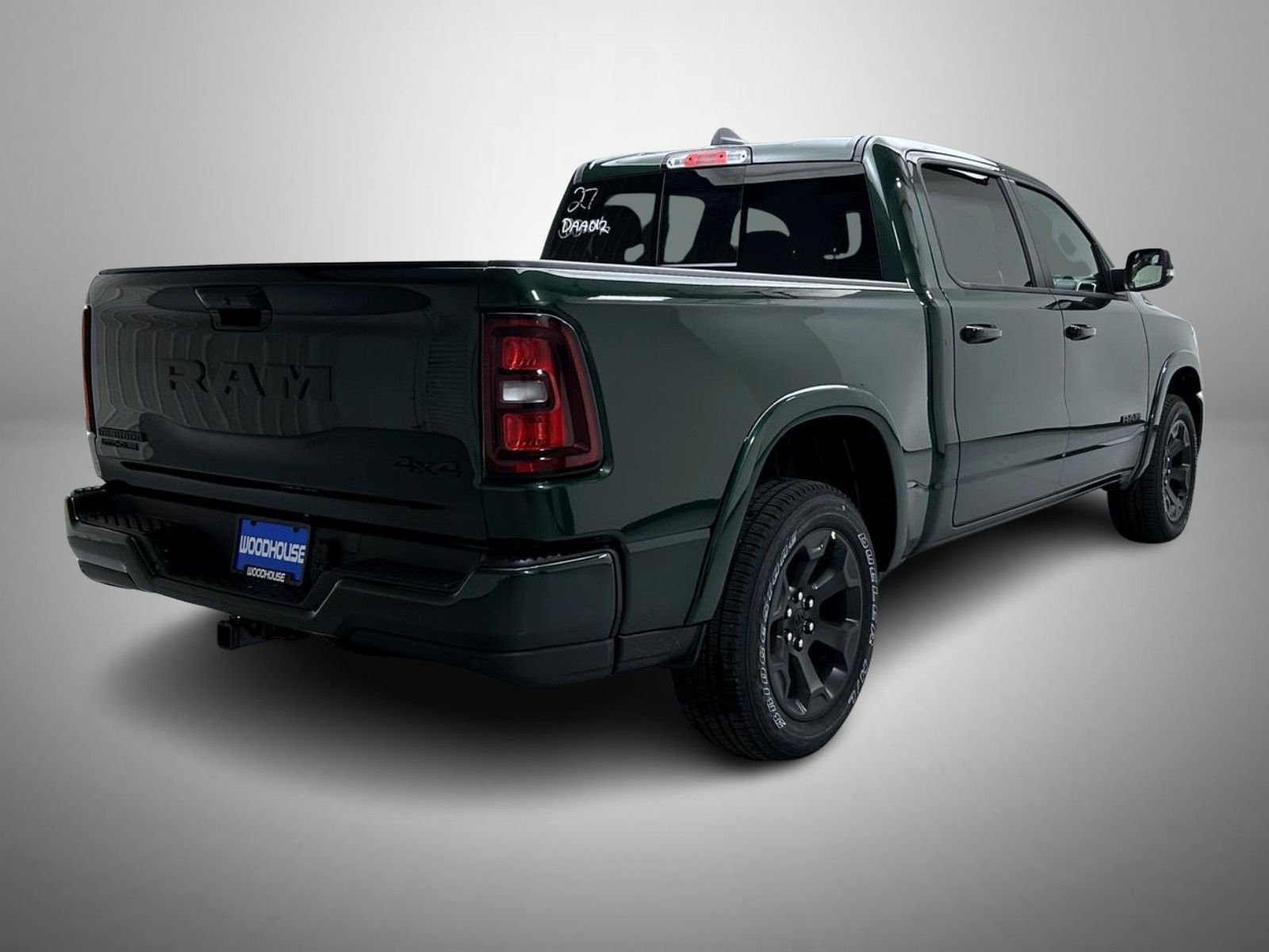 New 2026 Serrano Green Metallic RAM Big Horn/Lone Star image 5