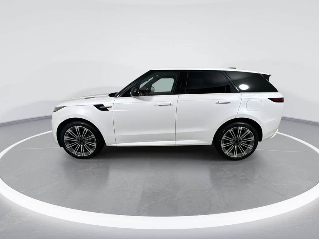New 2026 OSTUNI PRL WHT Land Rover Dynamic SE image 5