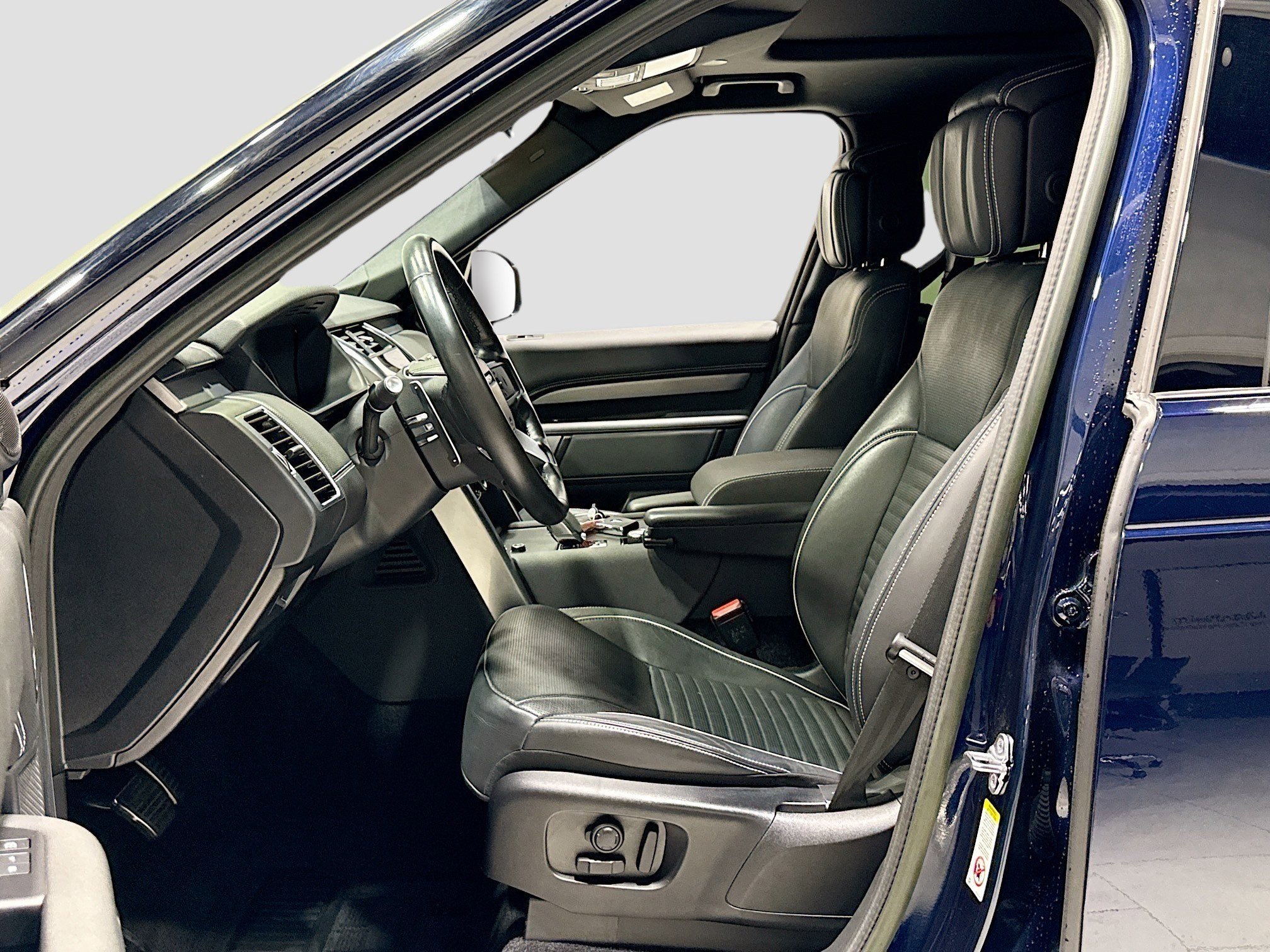 Used 2023 Portofino Blue Metallic Land Rover HSE R-Dynamic image 20