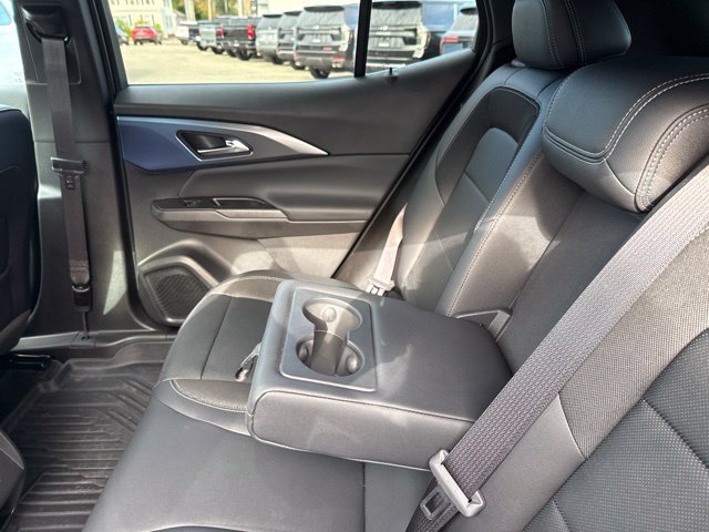 Used 2024 Riptide Blue Metallic Chevrolet 2LT image 19