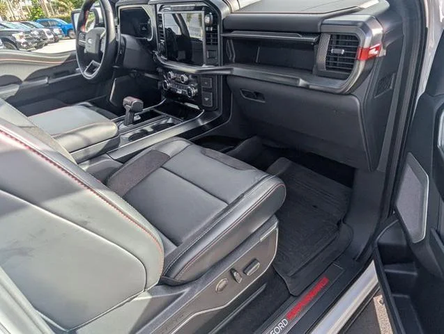 2024 Ford F-150 Raptor - Photo 43
