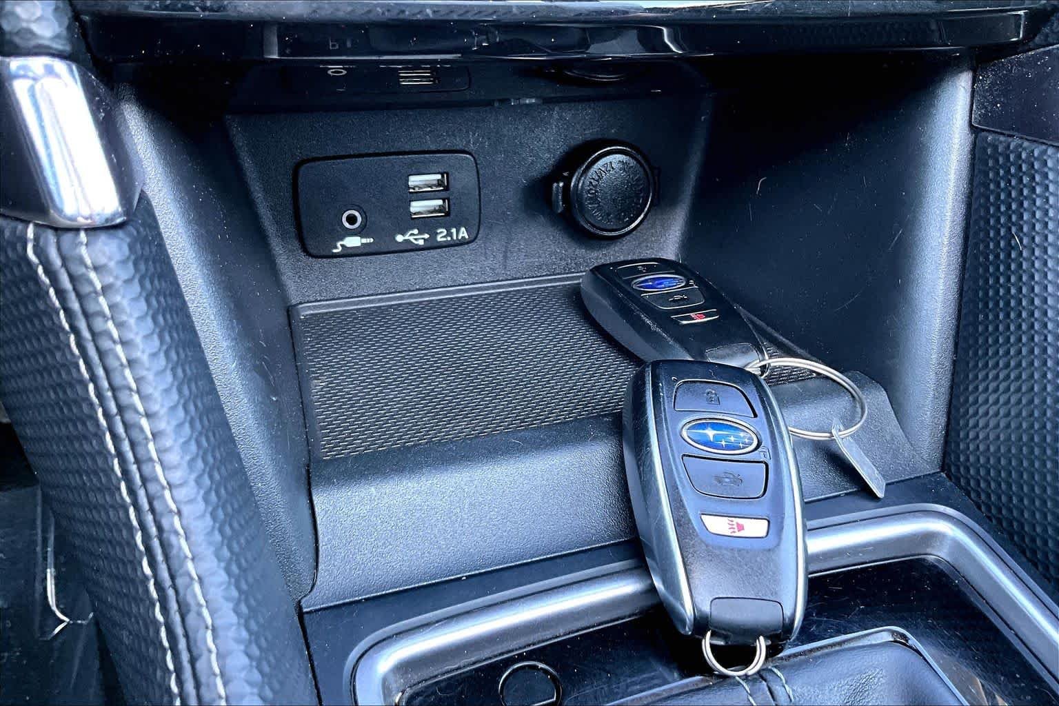 Used 2022 Crystal White Pearl Subaru Touring image 15