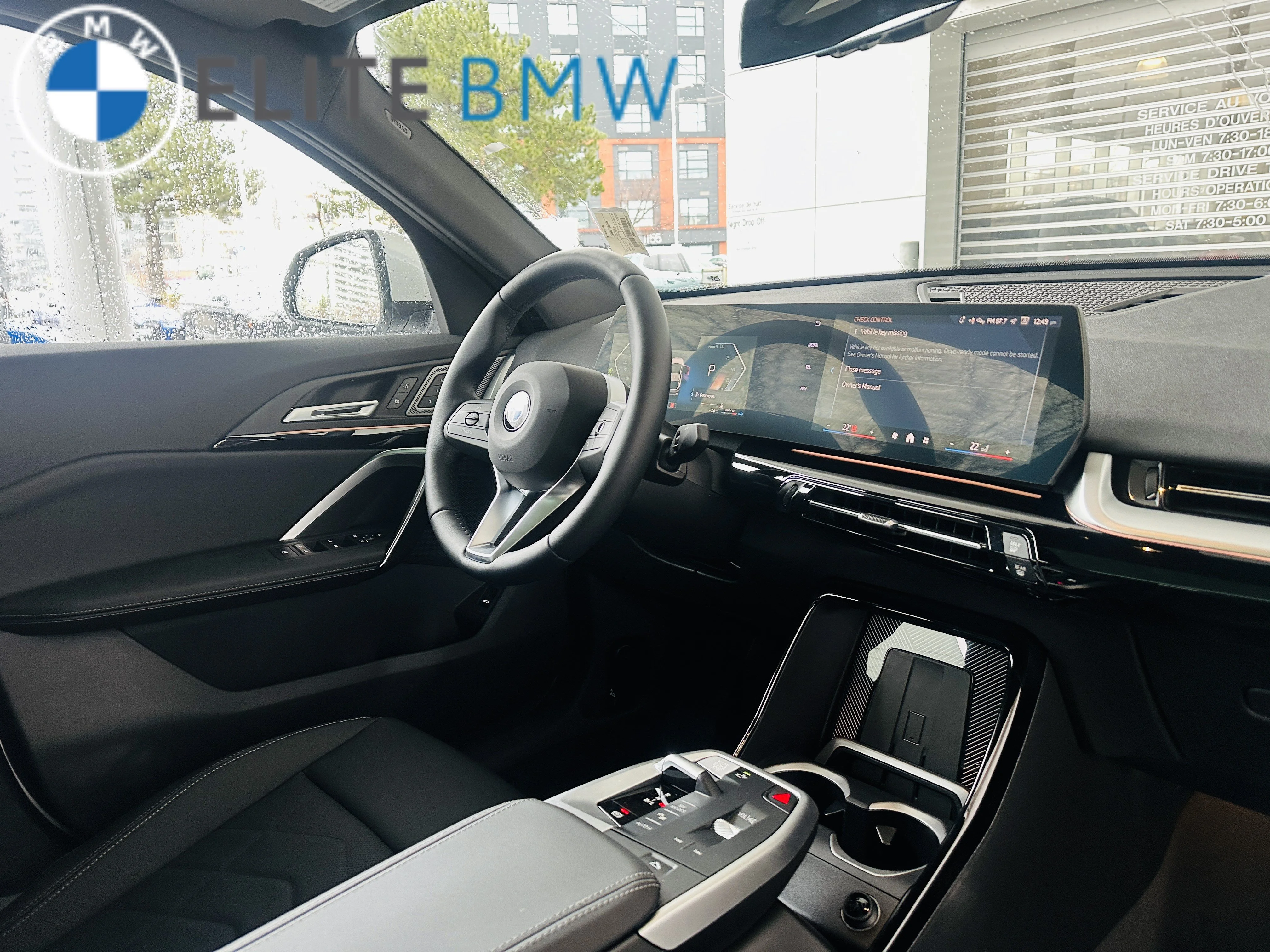 Used 2026 Mineral White Metallic BMW xDrive28i image 30