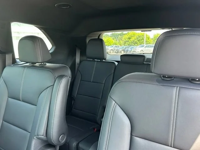 2026 GMC Acadia Elevation - Photo 13