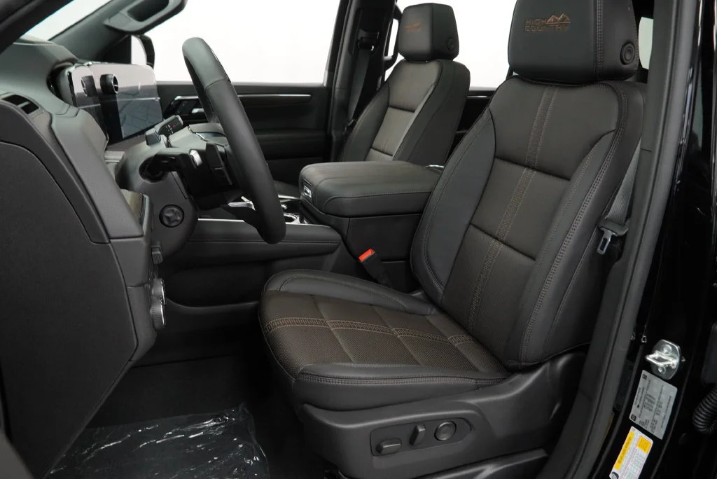 New 2026 Black Chevrolet High Country image 6