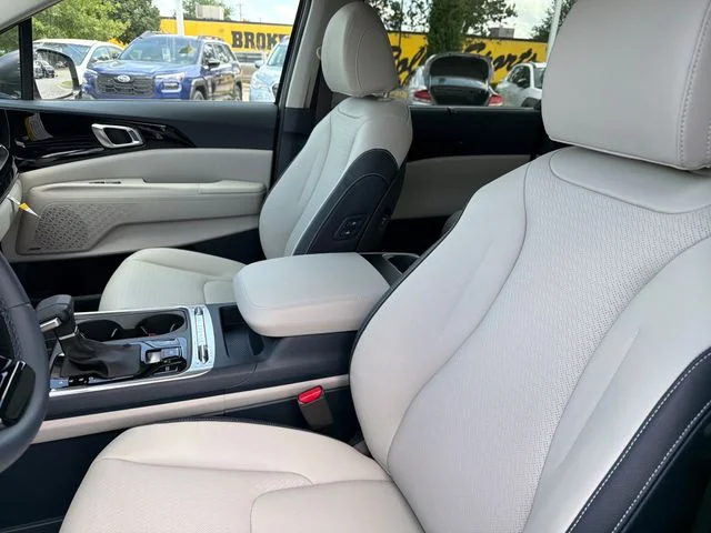 New 2026 Ceramic Silver Kia SX Prestige image 18