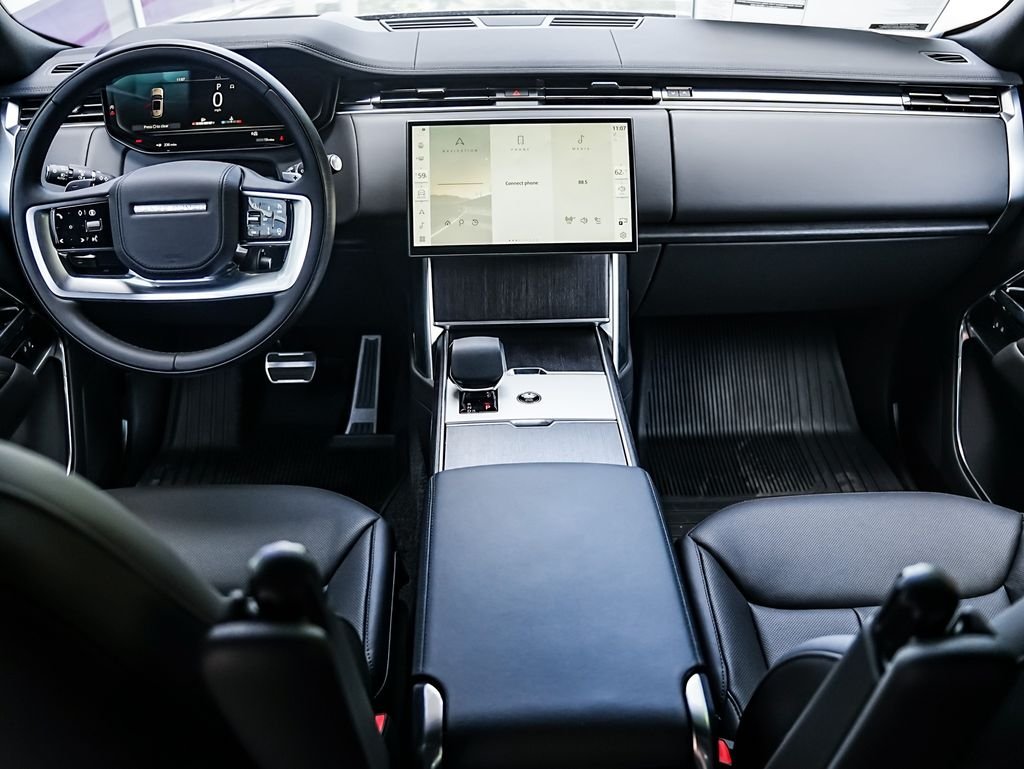 New 2026 Santorini Black Land Rover SE image 23