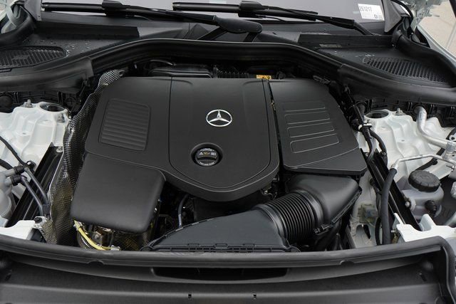 New 2026 Polar White Mercedes-Benz GLC 300 image 63