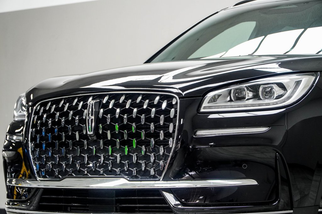 Used 2025 Black Lincoln Reserve image 2