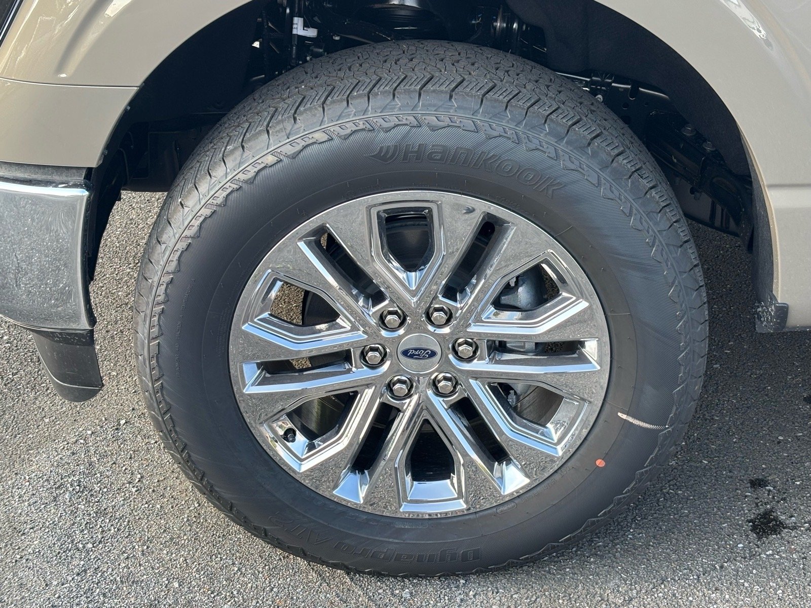 New 2026 Marsh Gray Ford Lariat® image 6