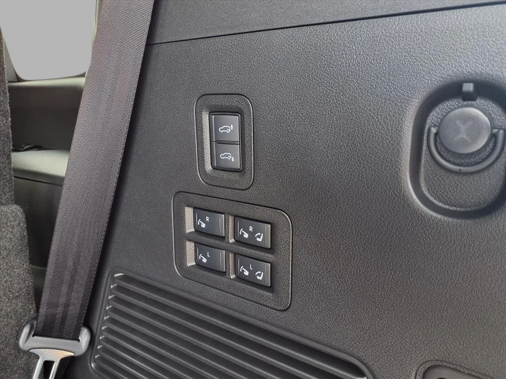 2026 Nissan Armada PRO-4X - Photo 25