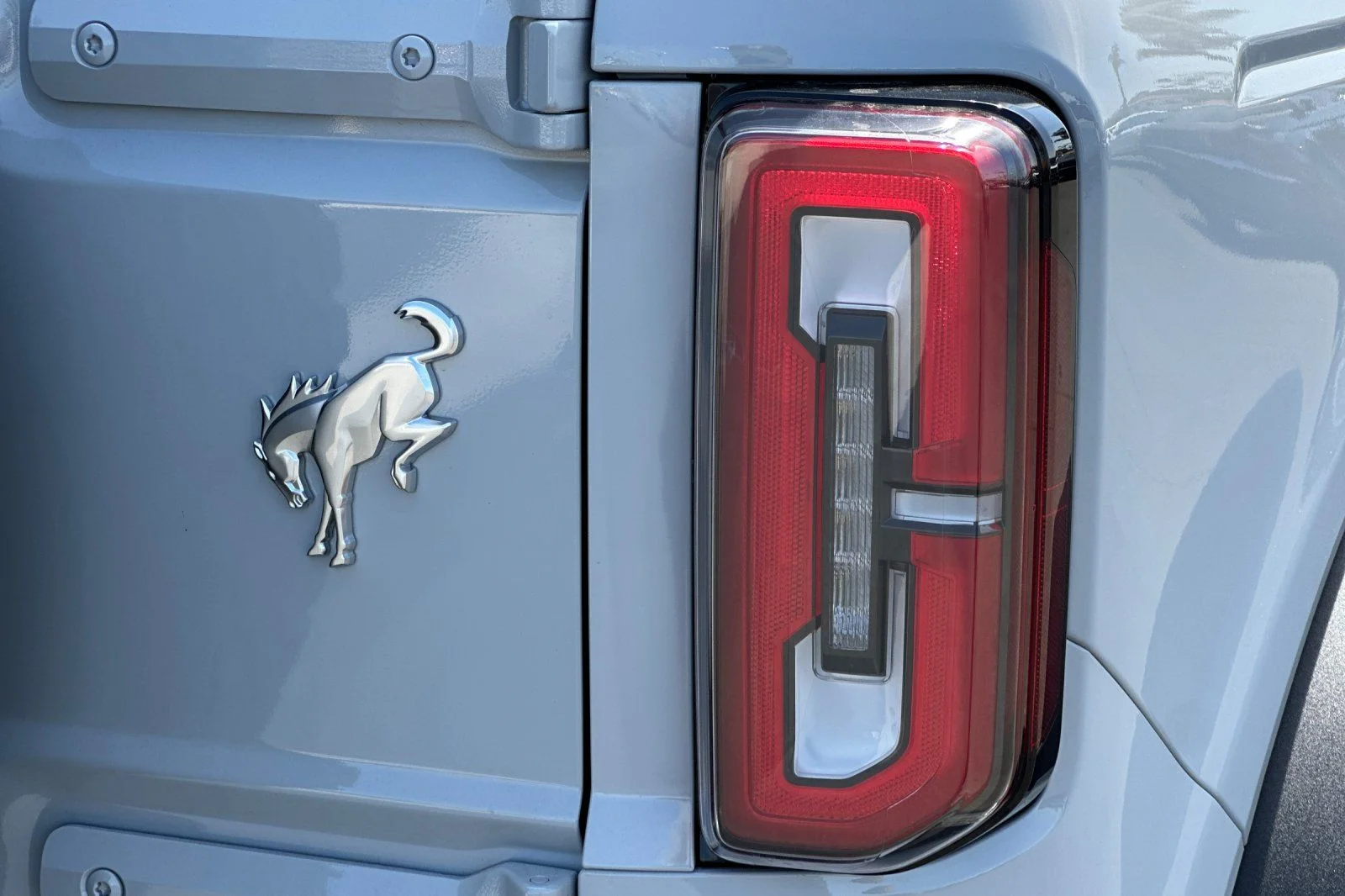 New 2026 Avalanche Gray Ford Badlands® image 26